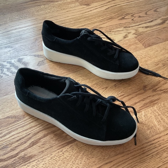 Clarks Layton Lace Sneakers  7M - Picture 1 of 5